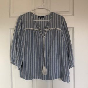 Blue striped 3/4 sleeve blouse